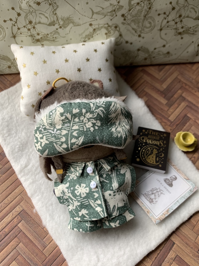 パジャマ&アイマスク&枕ともふもふ4点セットと2点セット