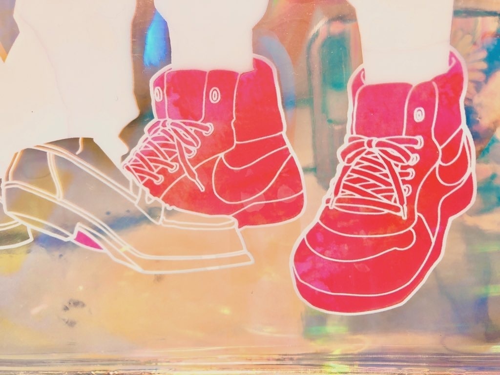 莇九オーロラクラッチバッグ