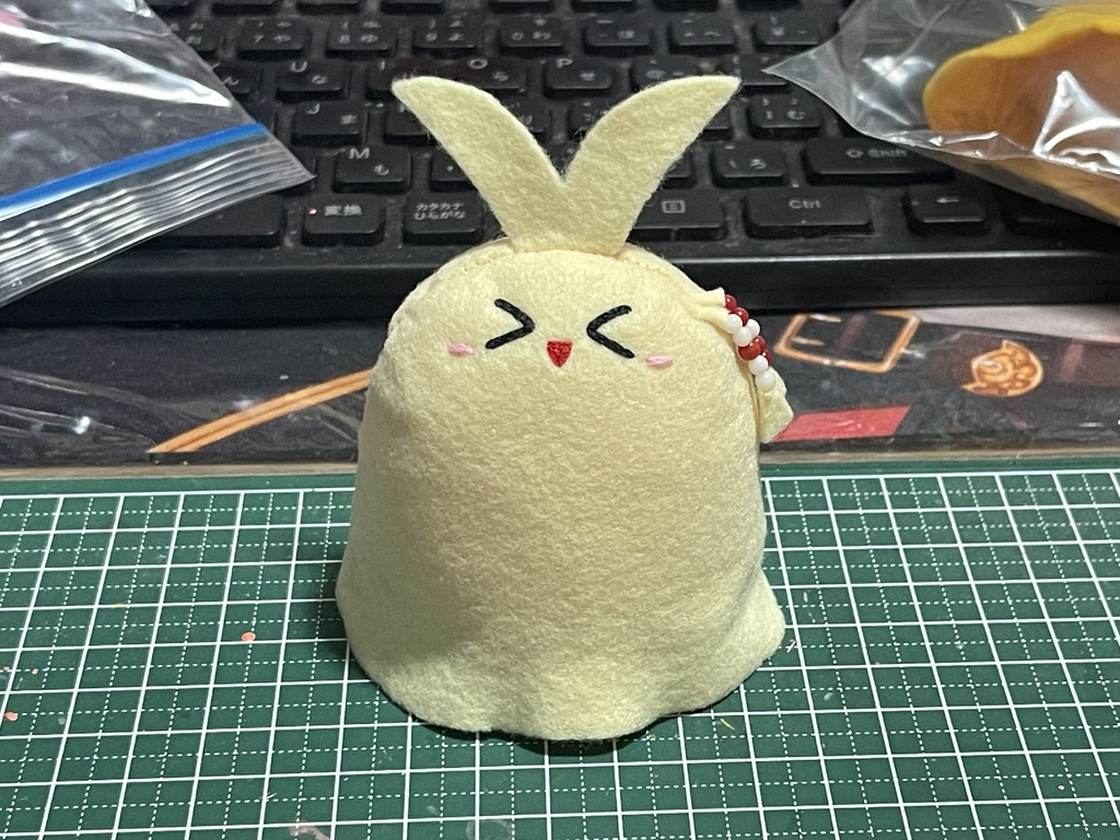 けだまきぬい ≧▽≦(髪飾り付き)
