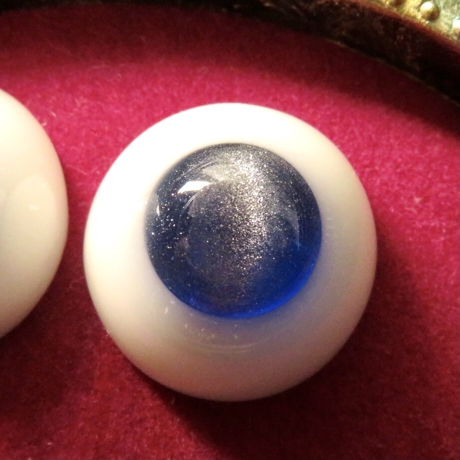 18mmレジンアイ(キャッツアイ サファイア)
