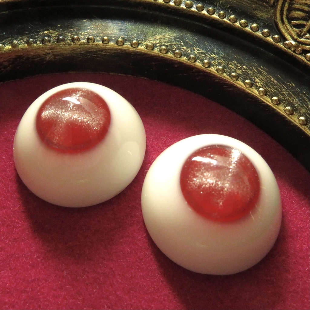 18mmレジンアイ(十字キャッツアイ ルビー)