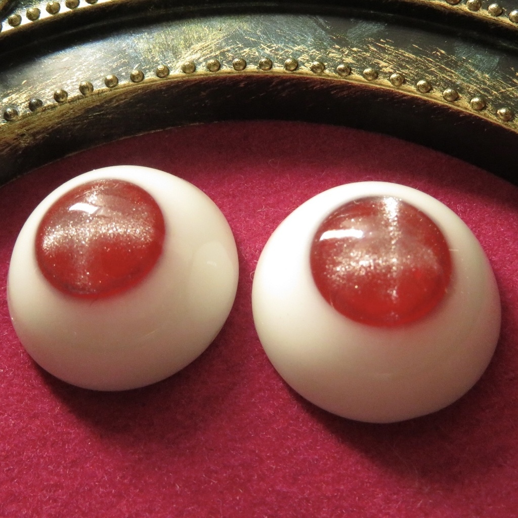 18mmレジンアイ(十字キャッツアイ ルビー)