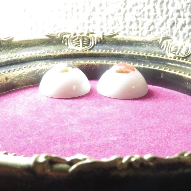 18mmレジンアイ(桜貝金魚)
