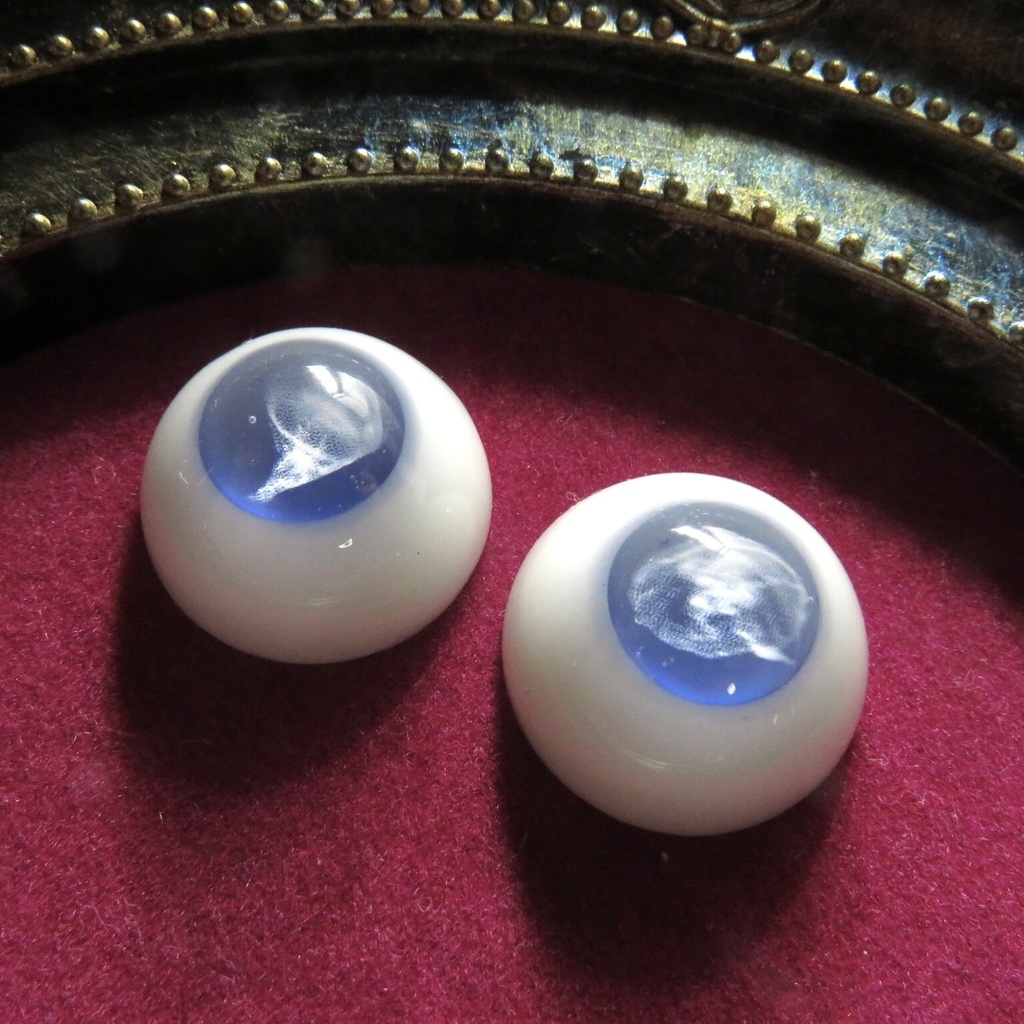 16mmレジンアイ(秋海海月)