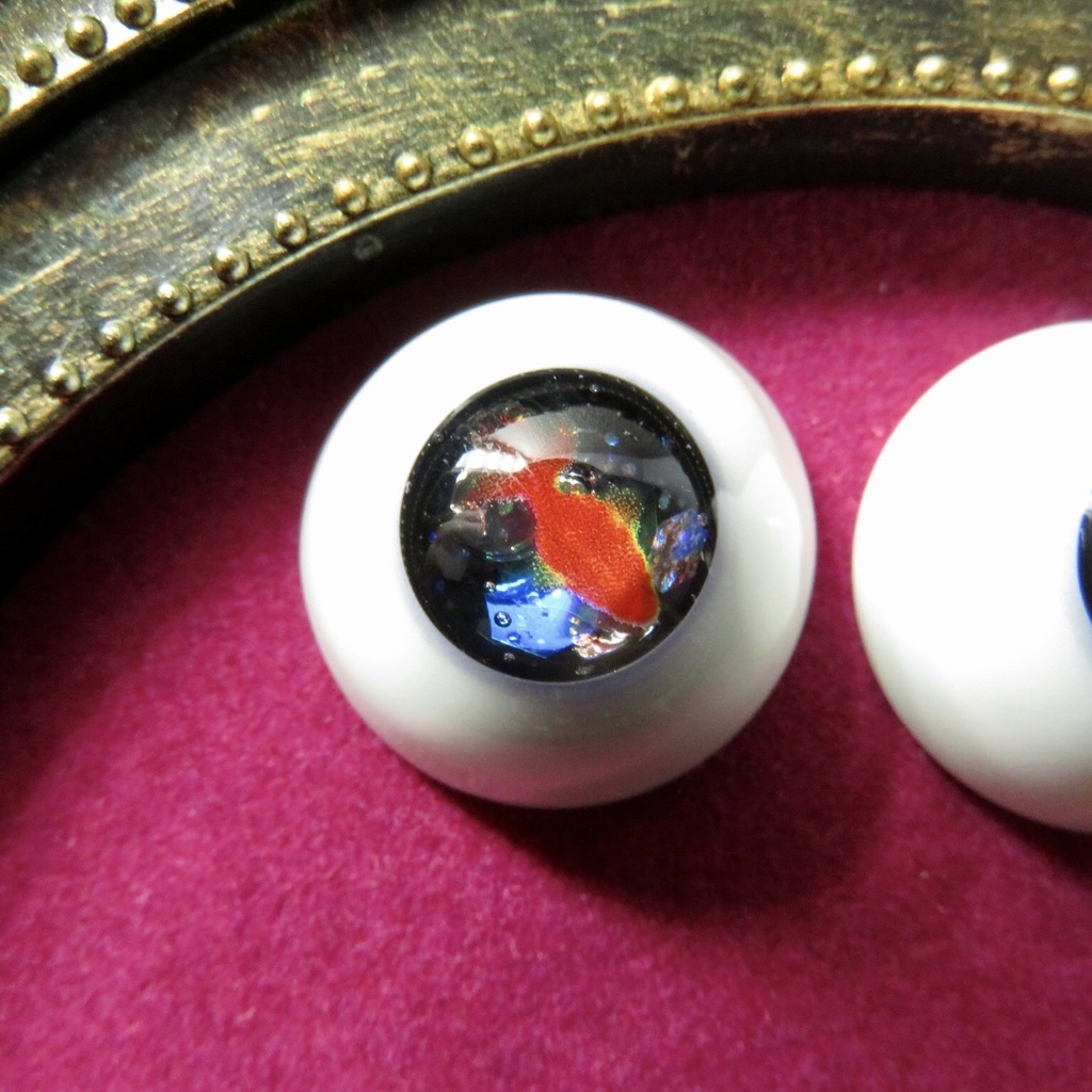 18mmレジンアイ(深水金魚)