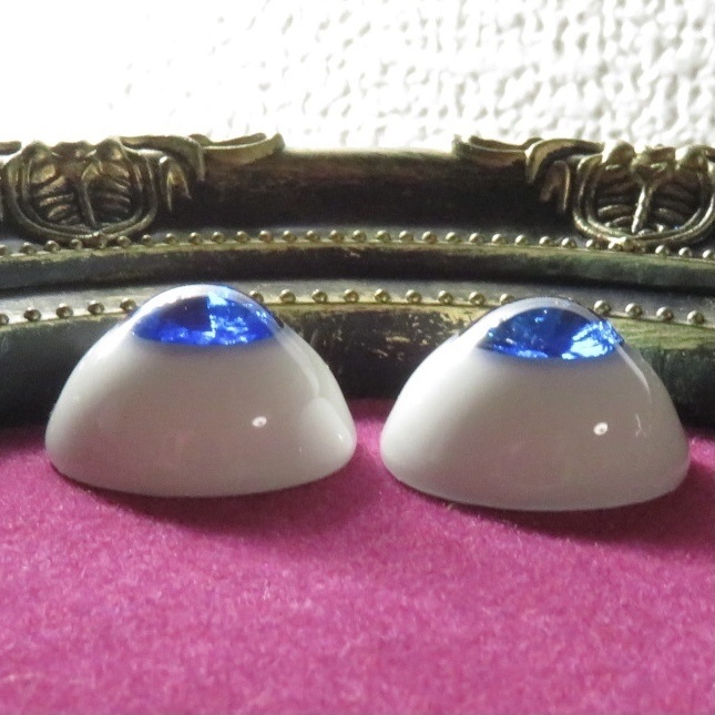 18mmレジンアイ(蛍玉コバルトブルー)