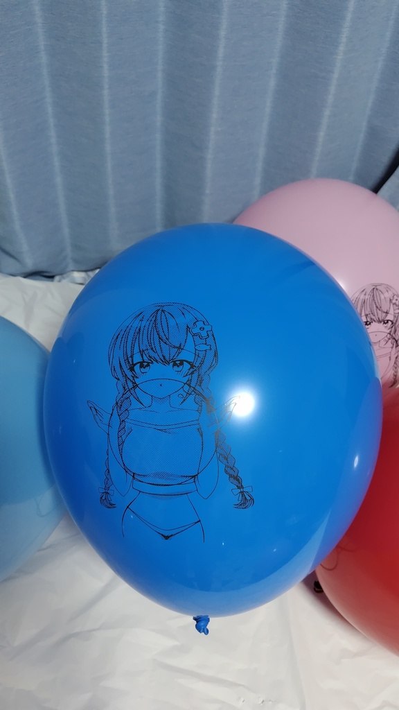 みつあみ女の子のふうせん