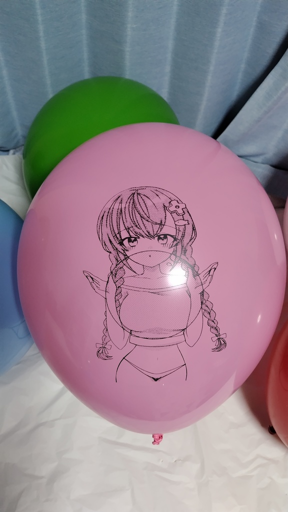 みつあみ女の子のふうせん