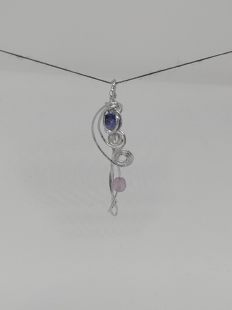 ワイヤーラッピングネックレス