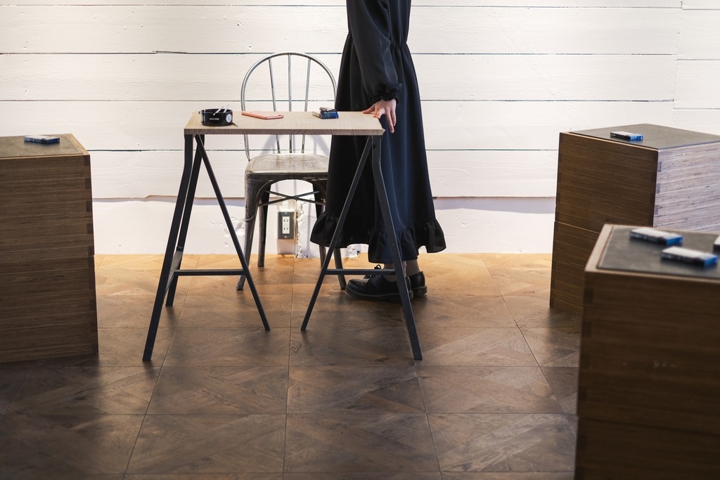 海に遠吠え第2回公演「夜明け、輪郭線をなぞって。」