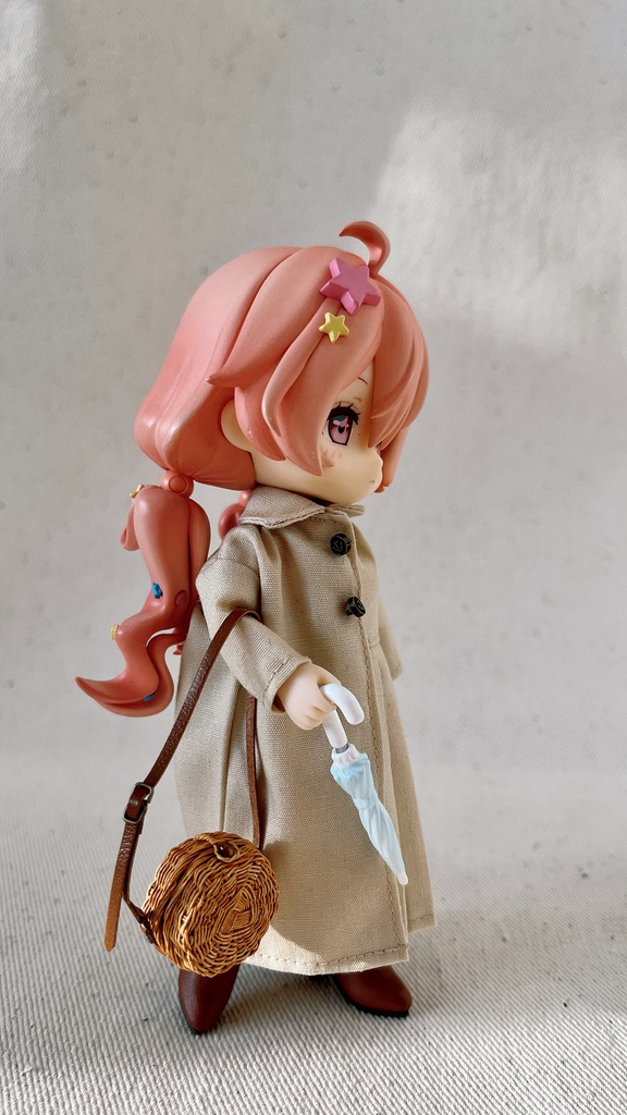 プリーツ入りのロングドレス オビツ11服 Piccodo服