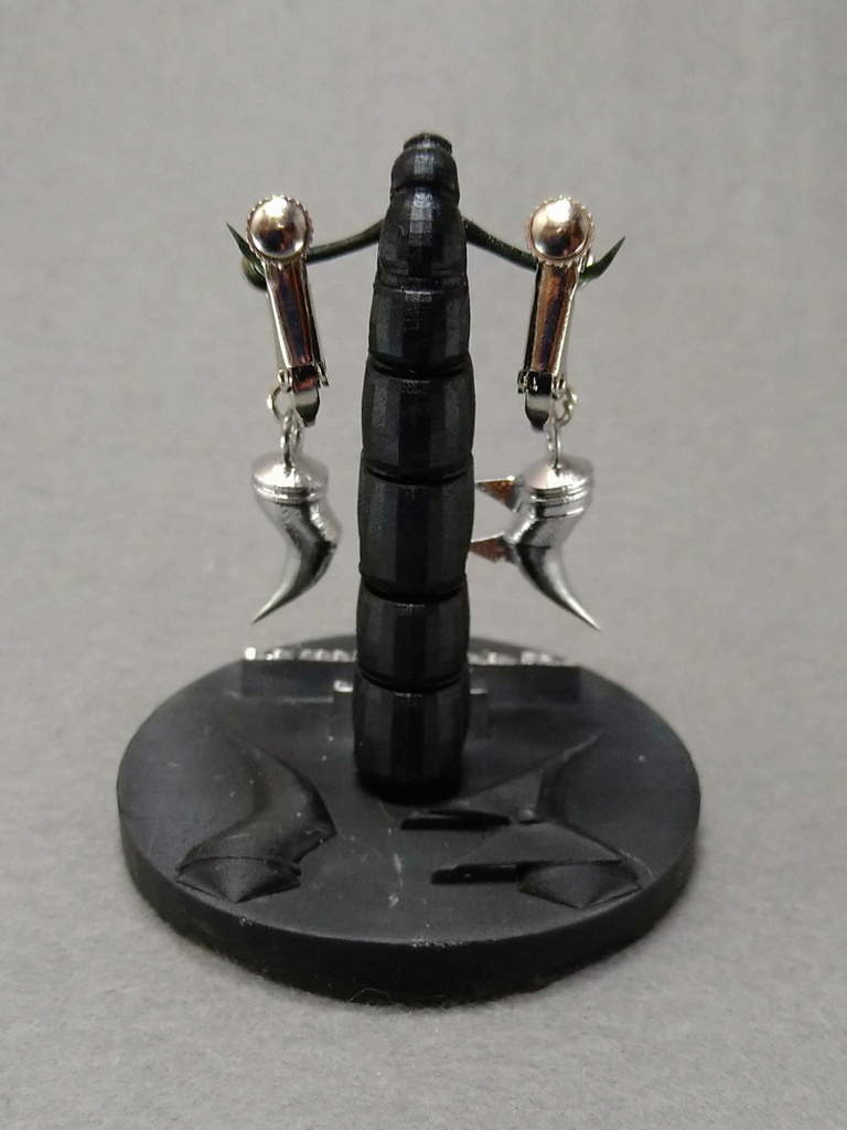 【非公式】桐生ココイメージ 角アクセサリー 専用スタンド付【数量限定】