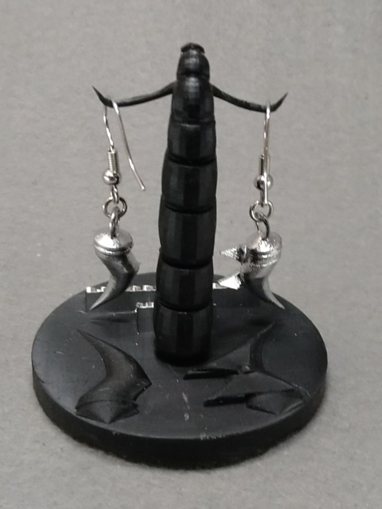 【非公式】桐生ココイメージ 角アクセサリー 専用スタンド付【数量限定】