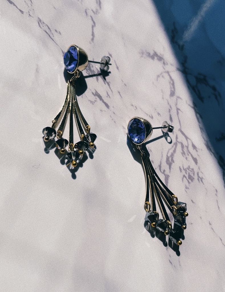 ツイステ オバブロアズールイメージピアス