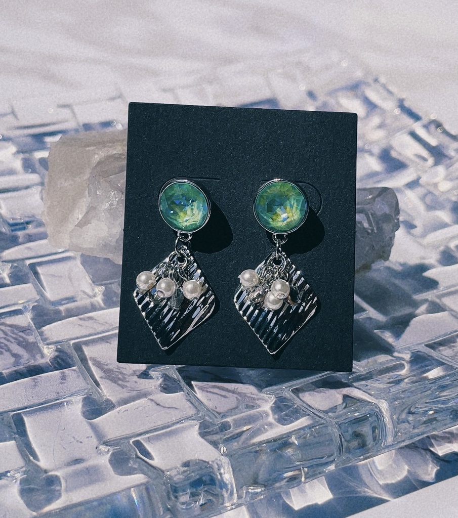 ツイステ アズール/リーチ兄弟イメージピアス