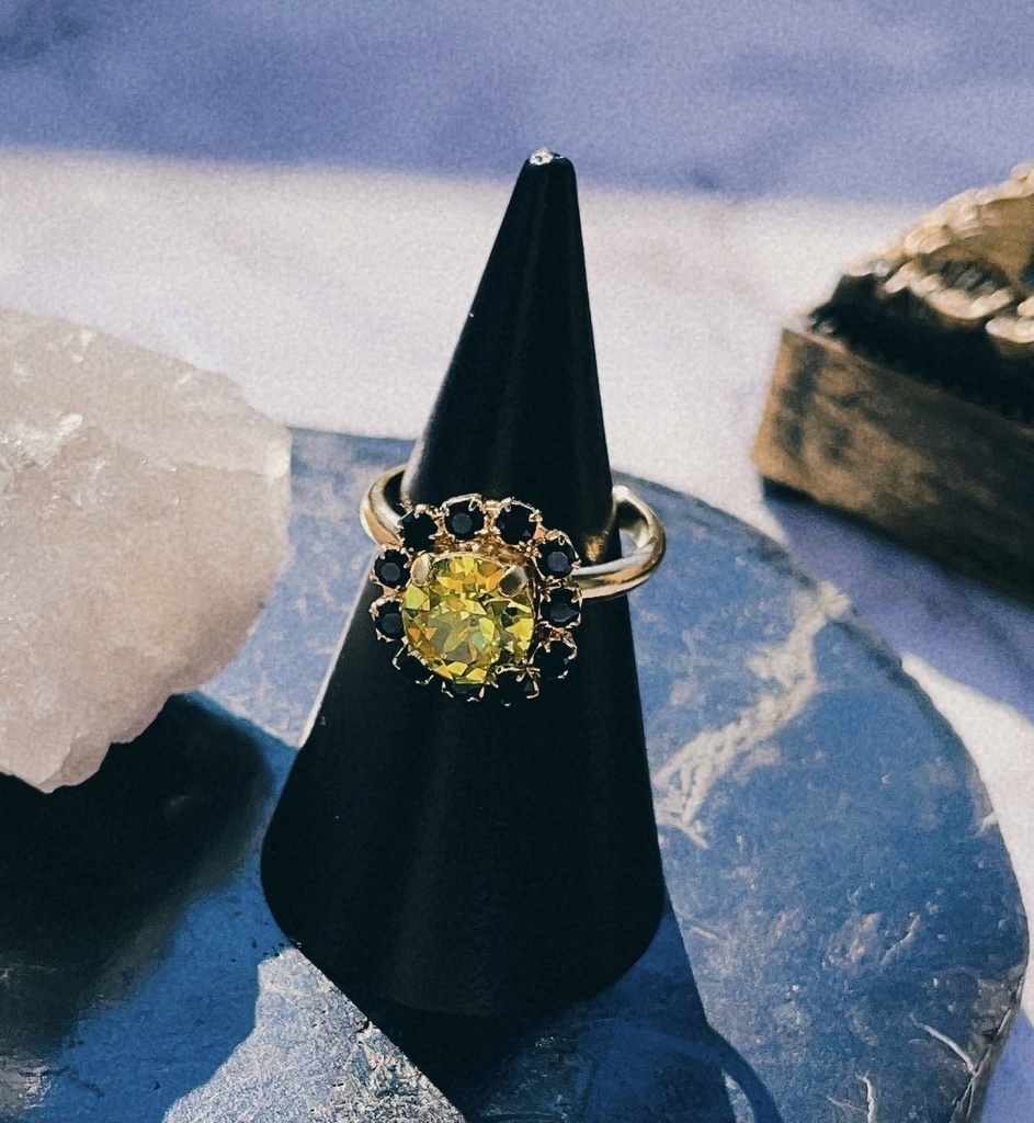 ツイステ 寮イメージリング