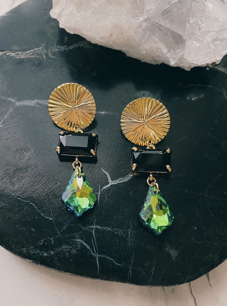 ツイステ マレウスイメージピアス
