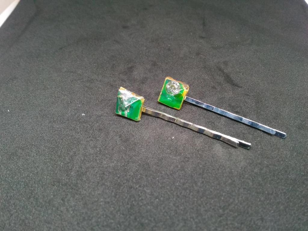 【Trageby Heroine】ダイヤカット基板ヘアピン2個セット