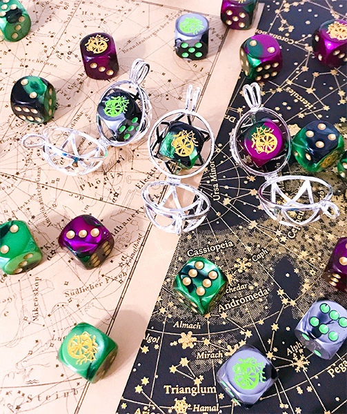 ツイステイメージダイスキーホルダー(ディアソムニア)