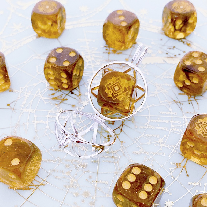 非公式・原神イメージダイスキーホルダー(鍾離)