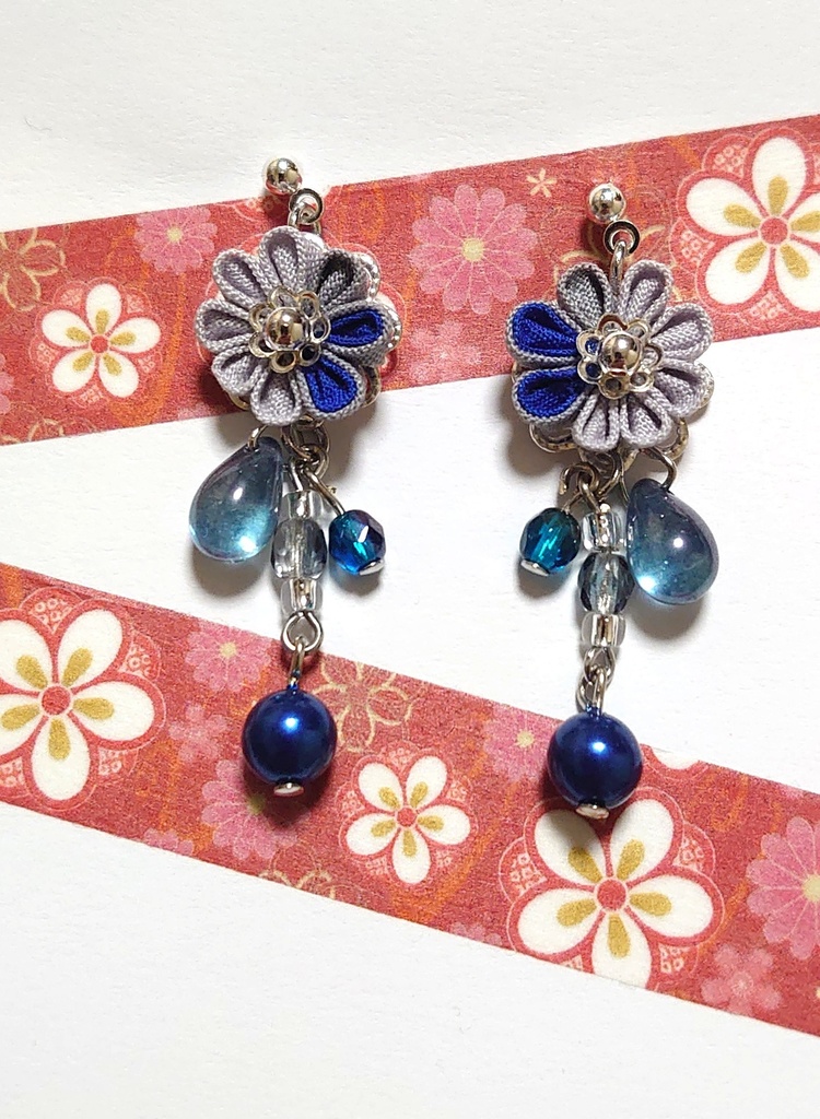 【三条源氏山姥切天江戸】つまみ細工ピアス・イヤリング