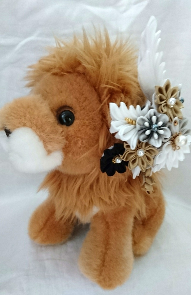 【鶴丸モデル】つまみ細工髪飾り