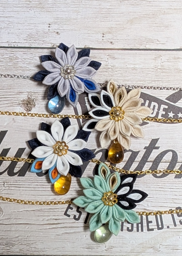 【つまみ細工】ぬいぐるみ用アクセサリー