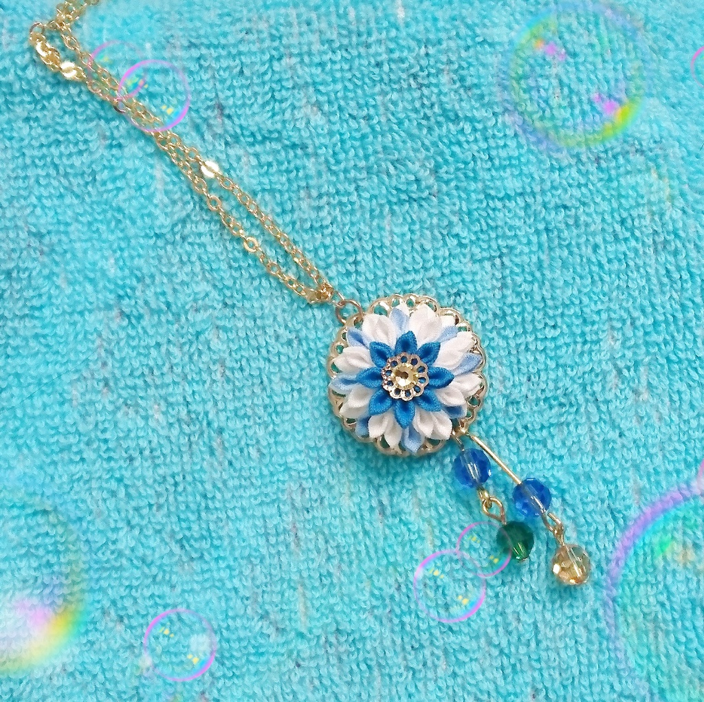 【太鼓鐘モデル】つまみ細工ネックレス