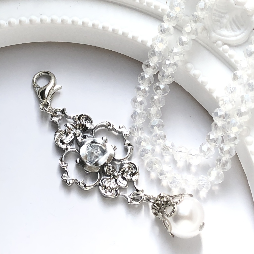 【全8色】薔薇の肖像マスクチャーム