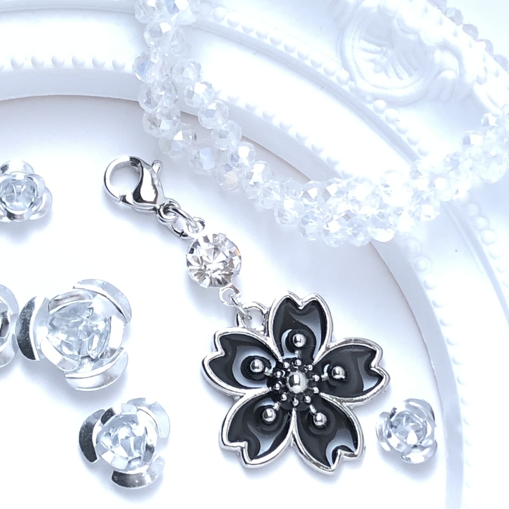 【全8色】硝子と桜マスクチャーム