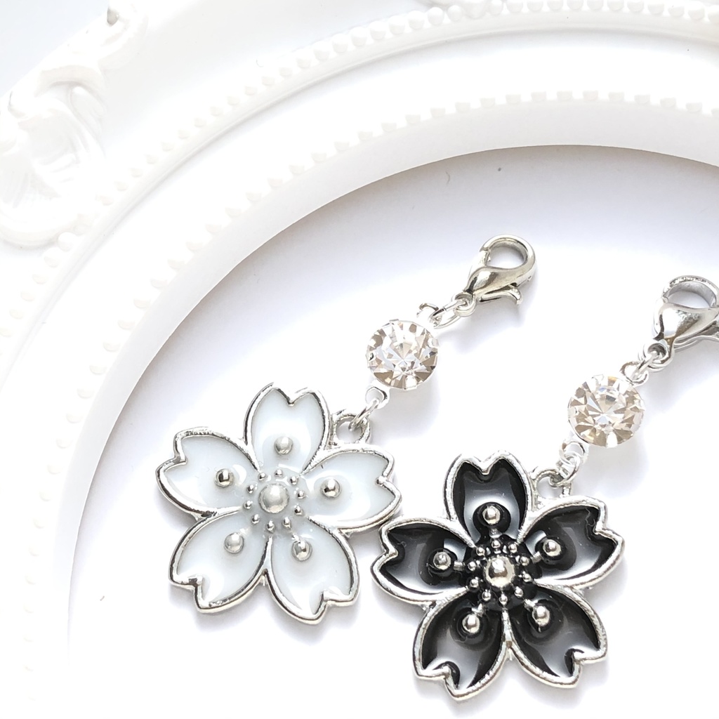 【全8色】硝子と桜マスクチャーム