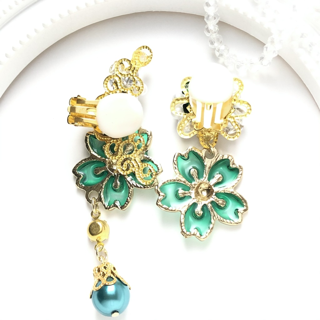 恋い焦がれた桜の紫イヤーカフイヤリング