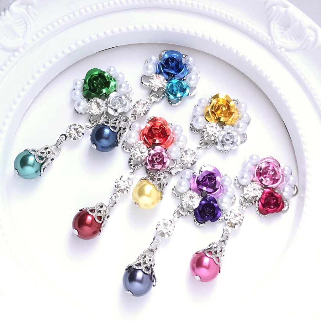 真珠と桃色の箱庭ピアス