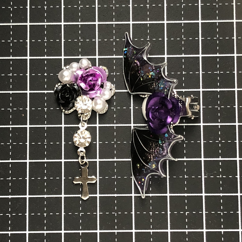 蝙蝠と紫の箱庭イヤーカフイヤリング