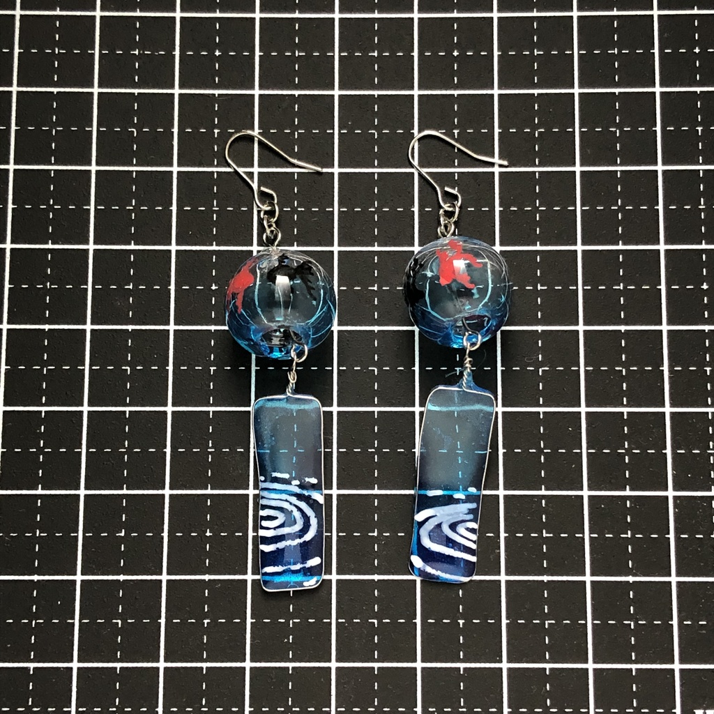 金魚の風鈴ピアス