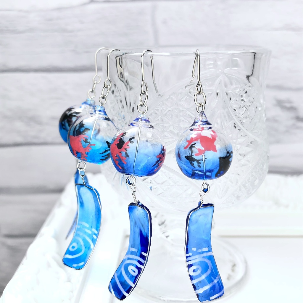金魚の風鈴ピアス