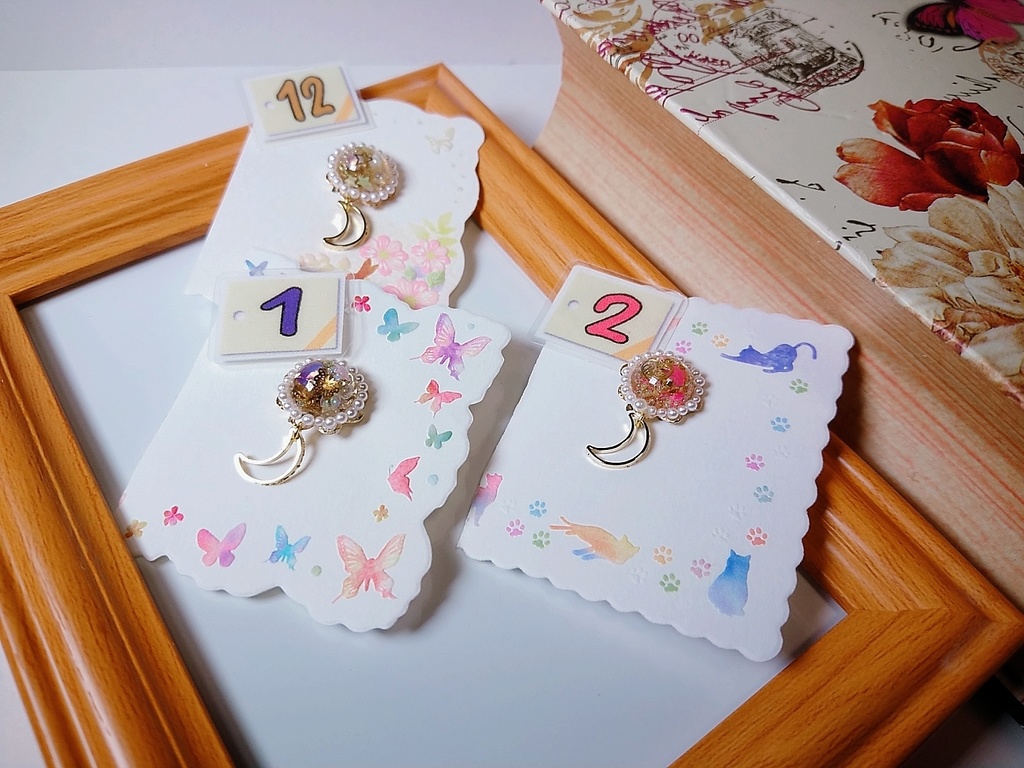 ツキウサ。用耳飾り