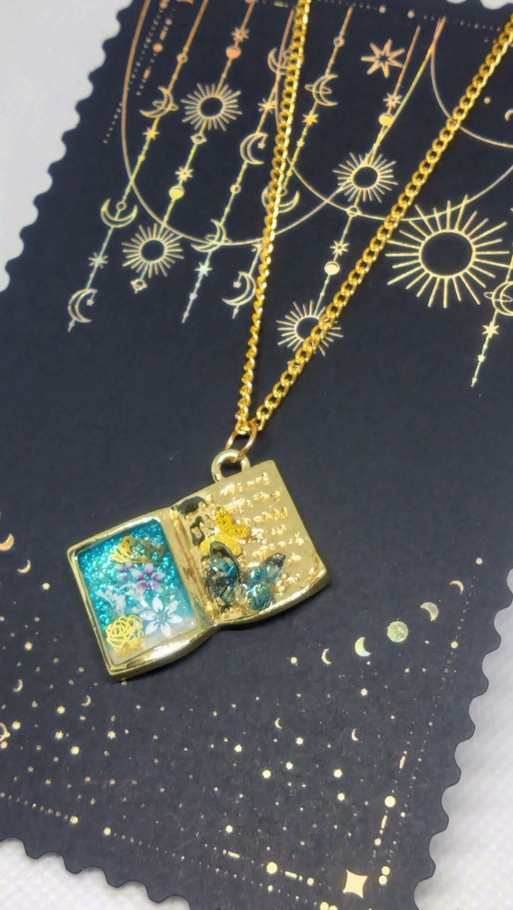 小さな絵本の世界(ネックレス)