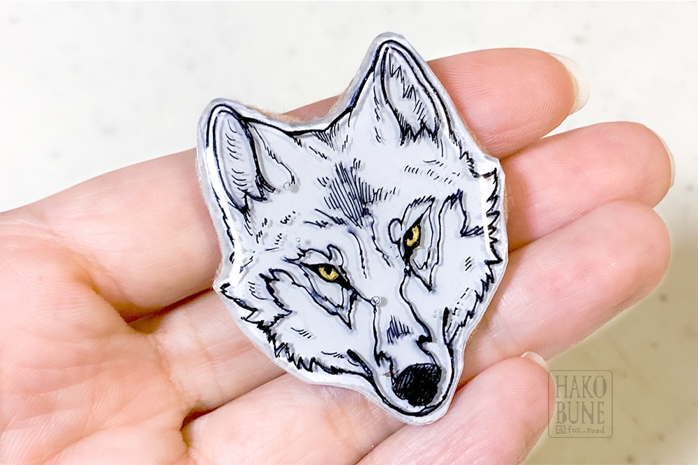 プラ板バッジ WHITE