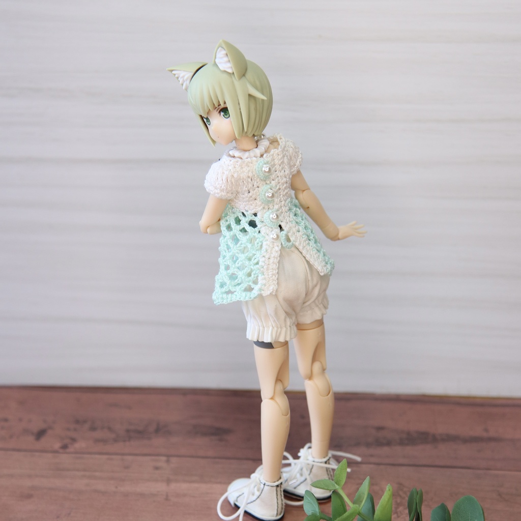 ちいさな ふく 透かし編みチュニック&おぼうしセット