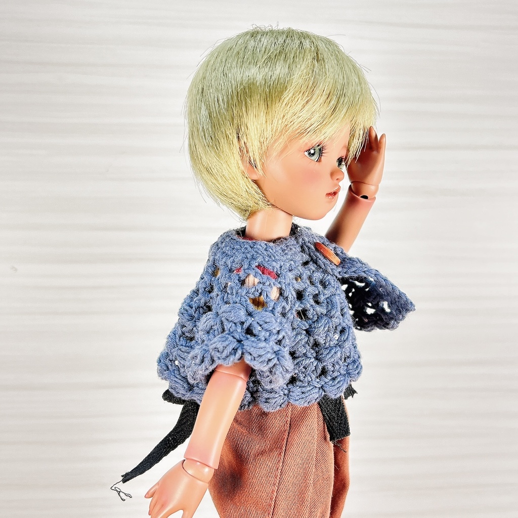 1/6(30cm)ドールサイズ ぽこぽこ編みのクロッシェボレロ スチールブルー