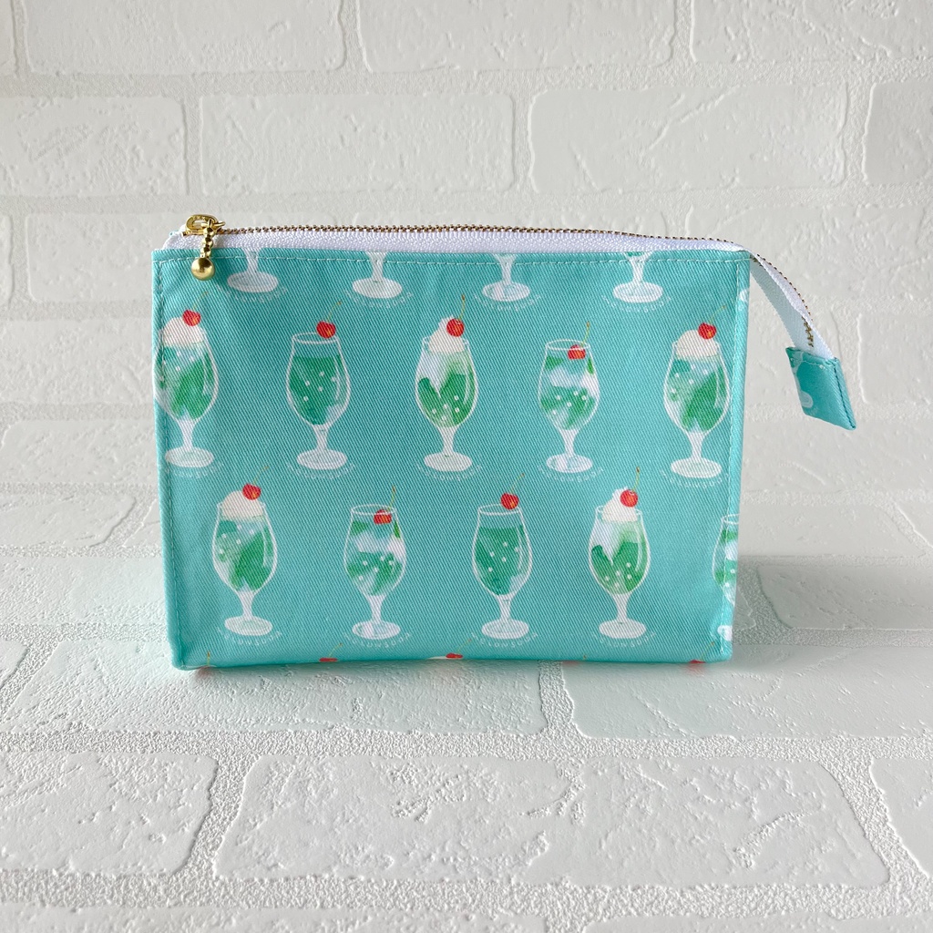 夏色⭐︎大きく開く テントポーチ【クリームソーダ】