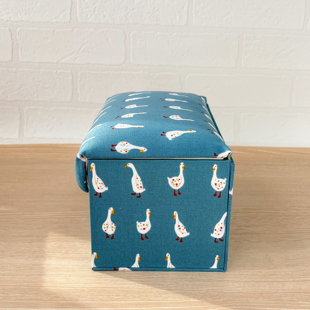 ふんわりまるい☆卓上マスクケース