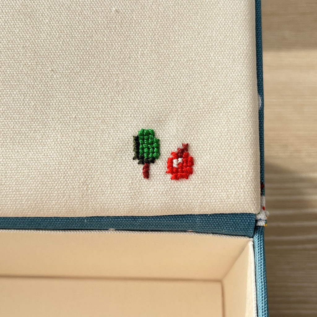 ふんわりまるい☆卓上マスクケース