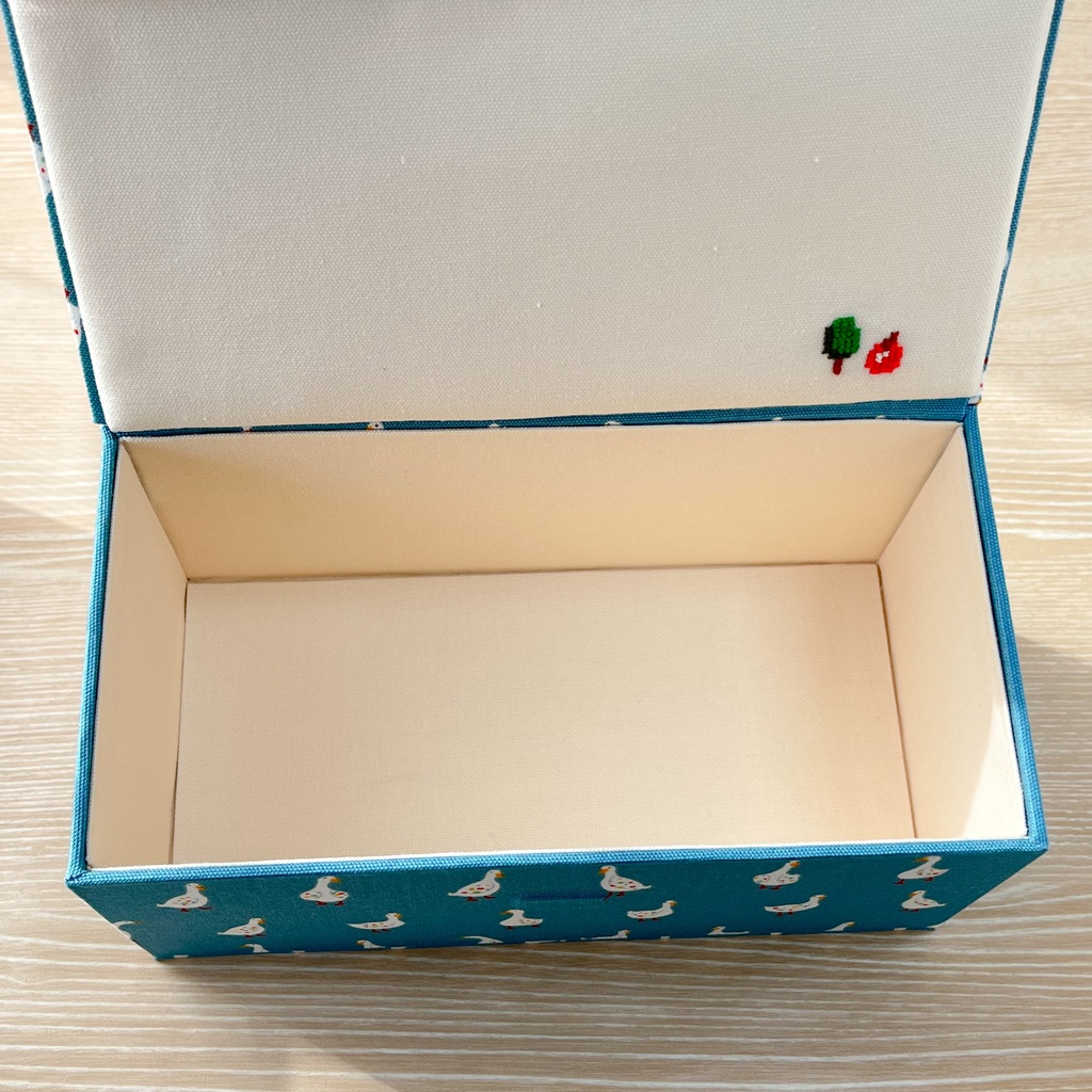 ふんわりまるい☆卓上マスクケース