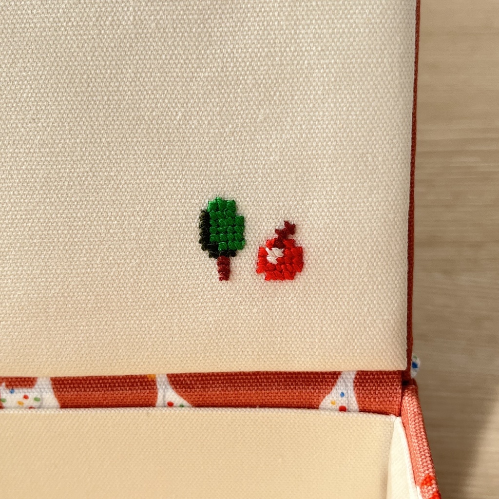 ふんわりまるい☆卓上マスクケース