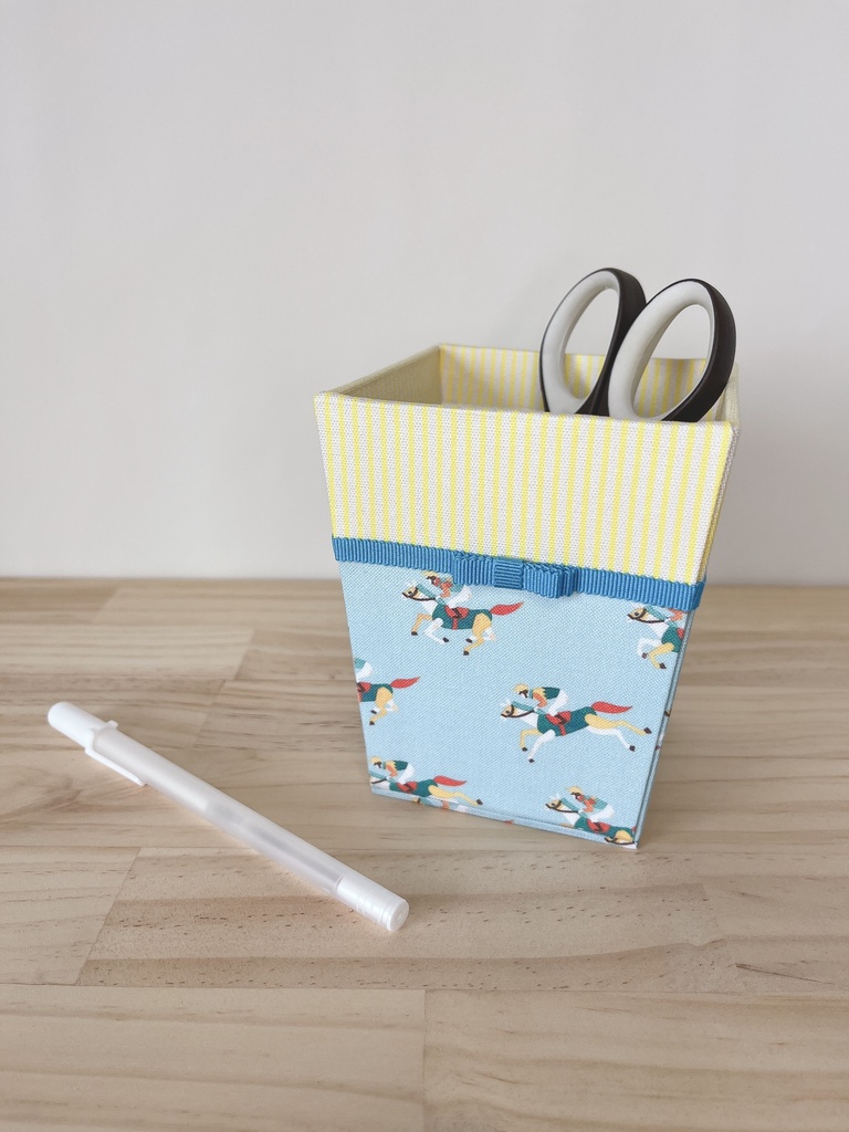 ジョッキー☆卓上ダストボックス