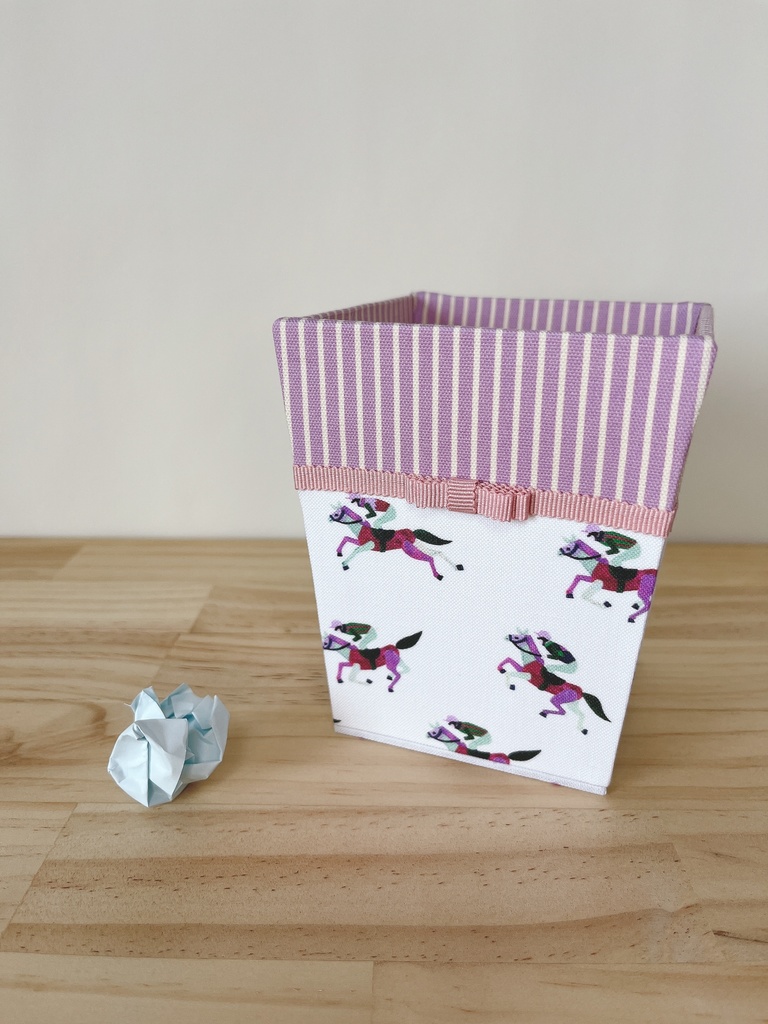 ジョッキー☆卓上ダストボックス