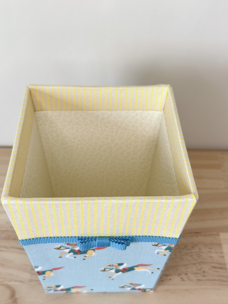 ジョッキー☆卓上ダストボックス