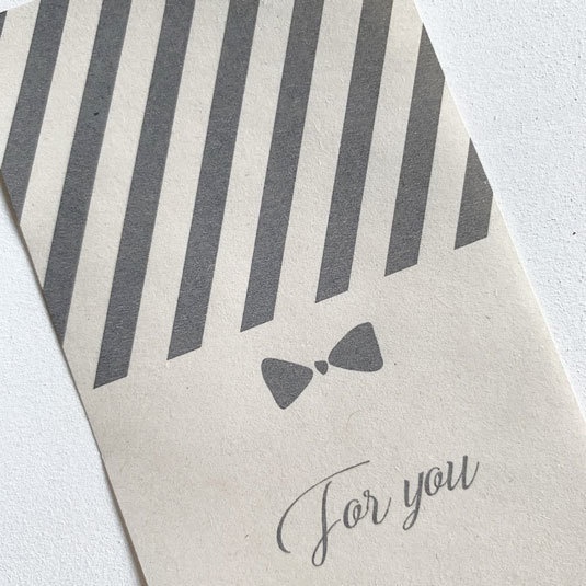 りぼんとストライプのデザインペーパー